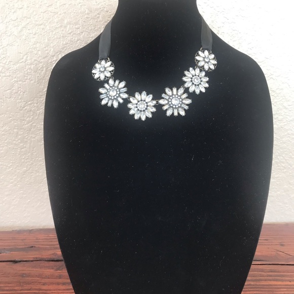 Necklace - Picture 3 of 6